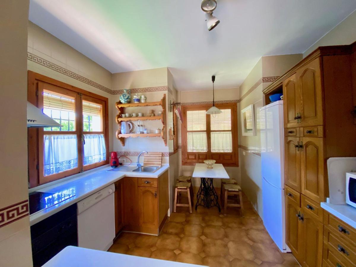 Precioso Chalet En Almunecar Junto Al Mar Con Garage Privado Ngoại thất bức ảnh
